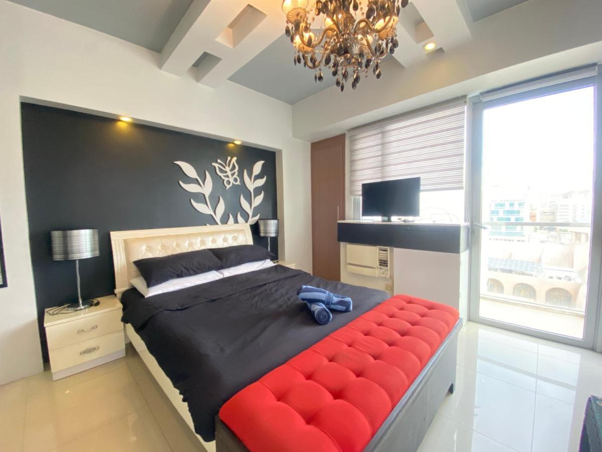 Big Studio Across Naia T3 Near Resorts World With Wifi Manila Bagian luar foto